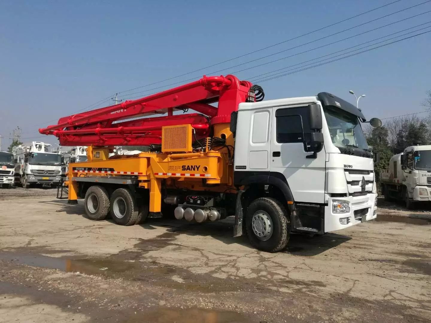 Bơm bê tông cần 40m-41m